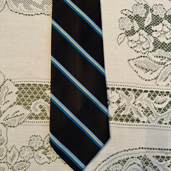 Vintage Chadwick by Wembley REPP Black/Blue/Yellow Stripe Men’s Necktie Preppy - Picture 12 of 13